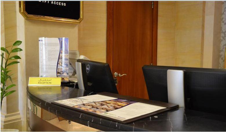 Richmond Greens Hotel Дубай Екстериор снимка