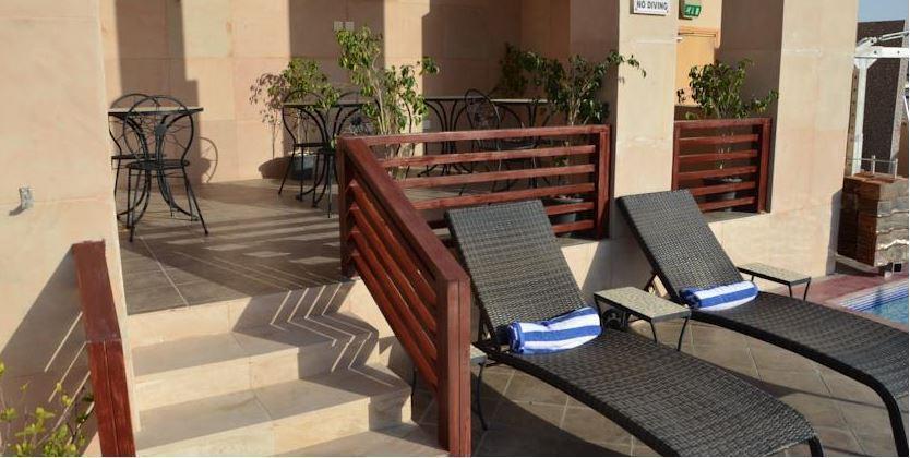 Richmond Greens Hotel Дубай Екстериор снимка